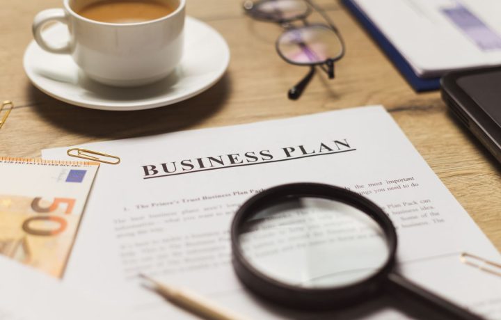 Business Plan umsetzen und Gründungsbonus aktuell beachten (Symbolbild)